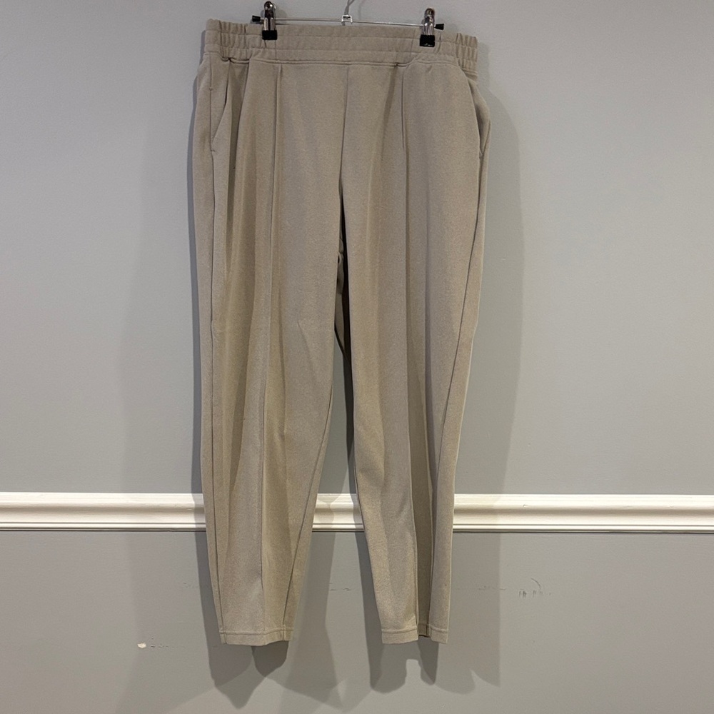 Mondetta Women's Light Tan Trousers
